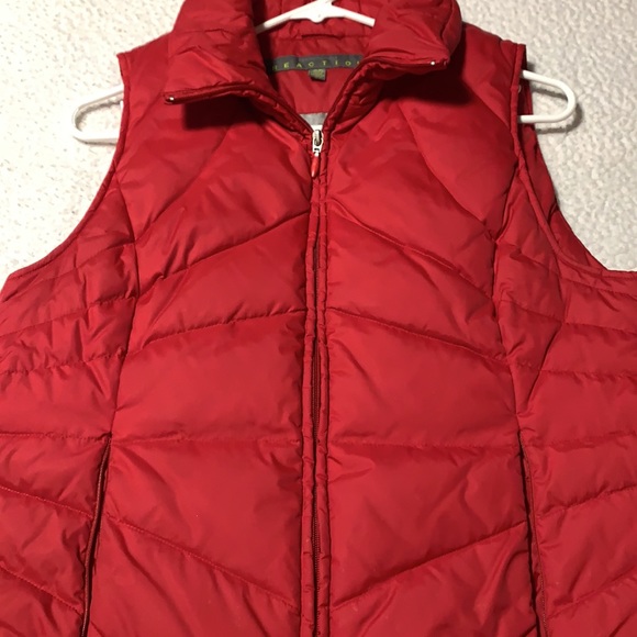 Kenneth Cole Reaction Ladies Puffer Full Zip Vest, Like New - Picture 3 of 9